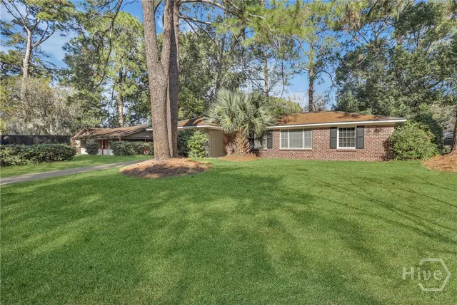 $237,000 | 110 Paradise Drive, Savannah, GA 31406