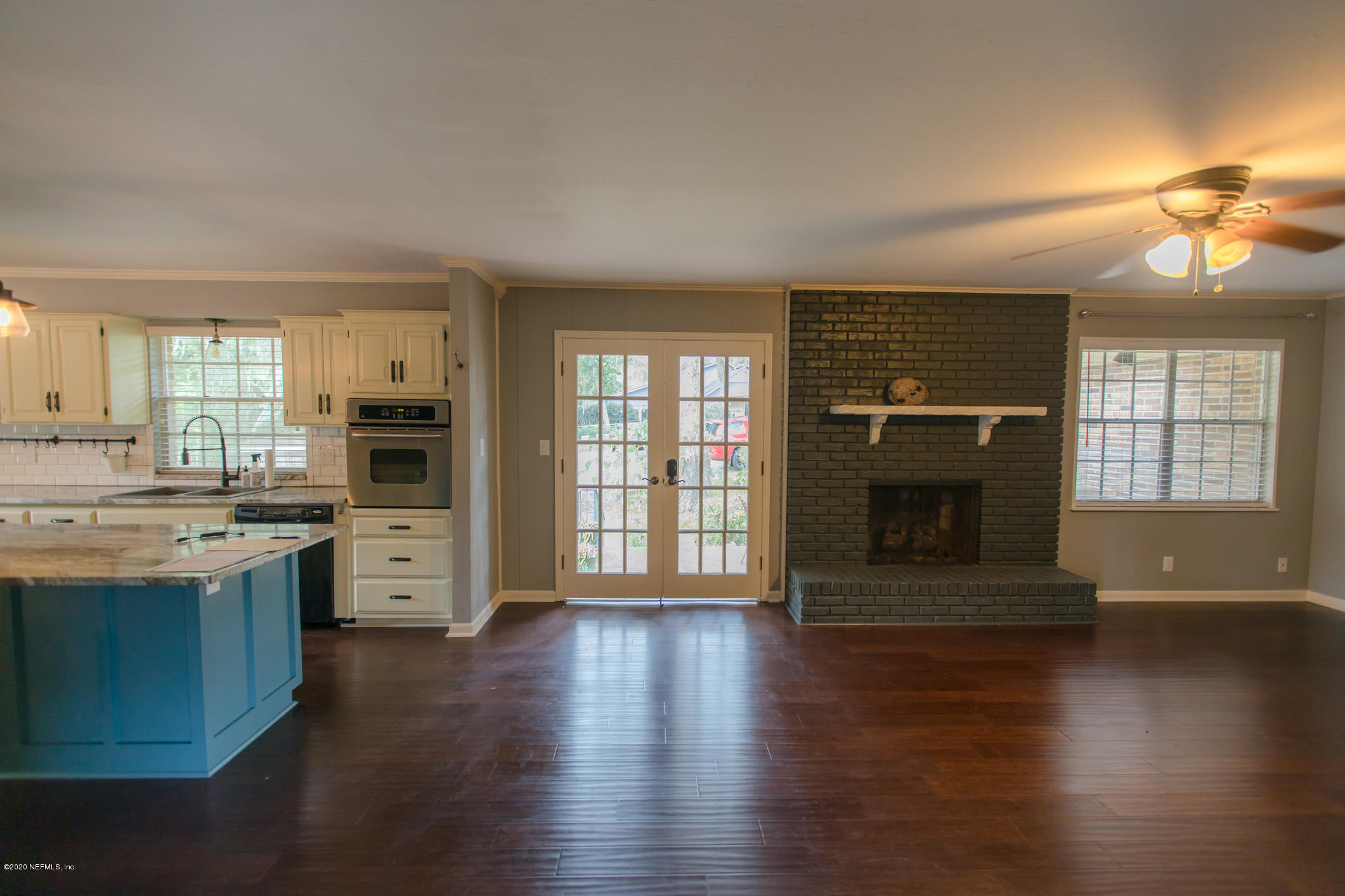 4334 Monument Road Jacksonville, FL 32225 - Photo 15 of 44 Family room/Kitchen