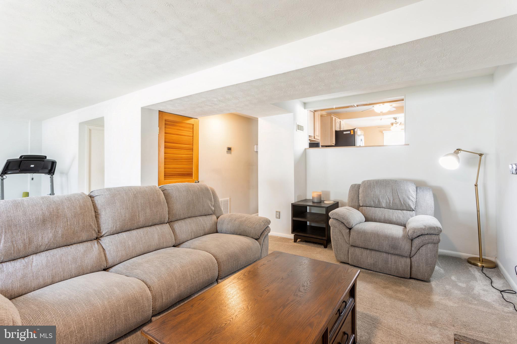 9318 Tulsemere Road Randallstown, MD 21133 - Photo 20 of 29 Family Room