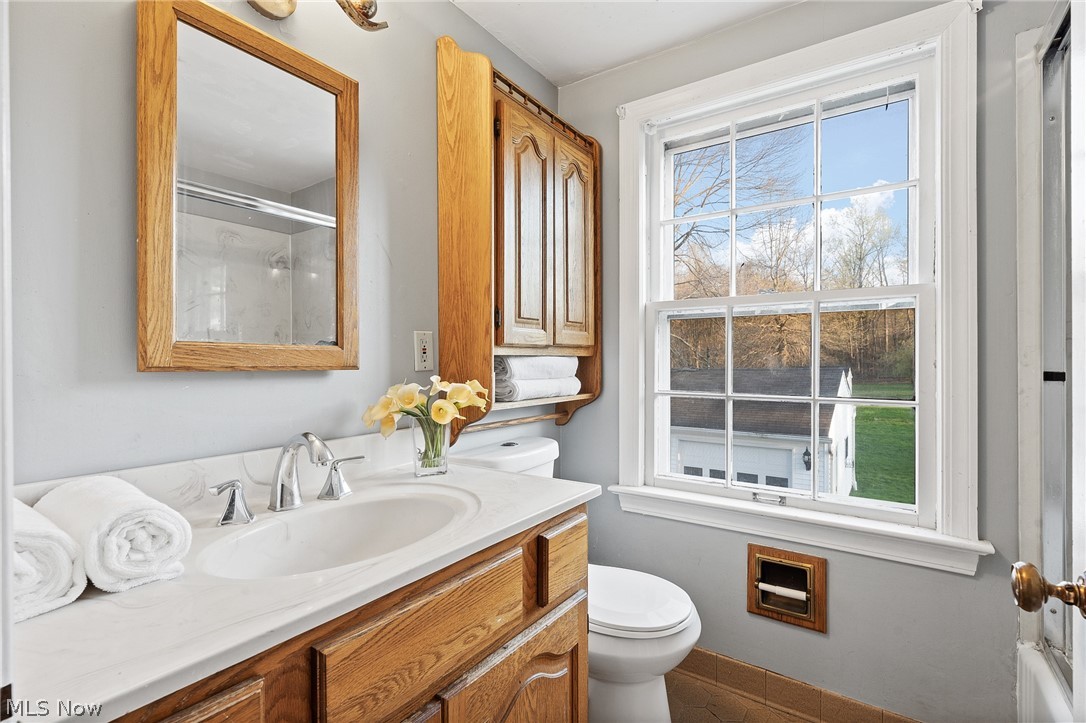 31400 Emery Road Chagrin Falls, OH 44022 - Photo 20 of 25 Gallery Image 20