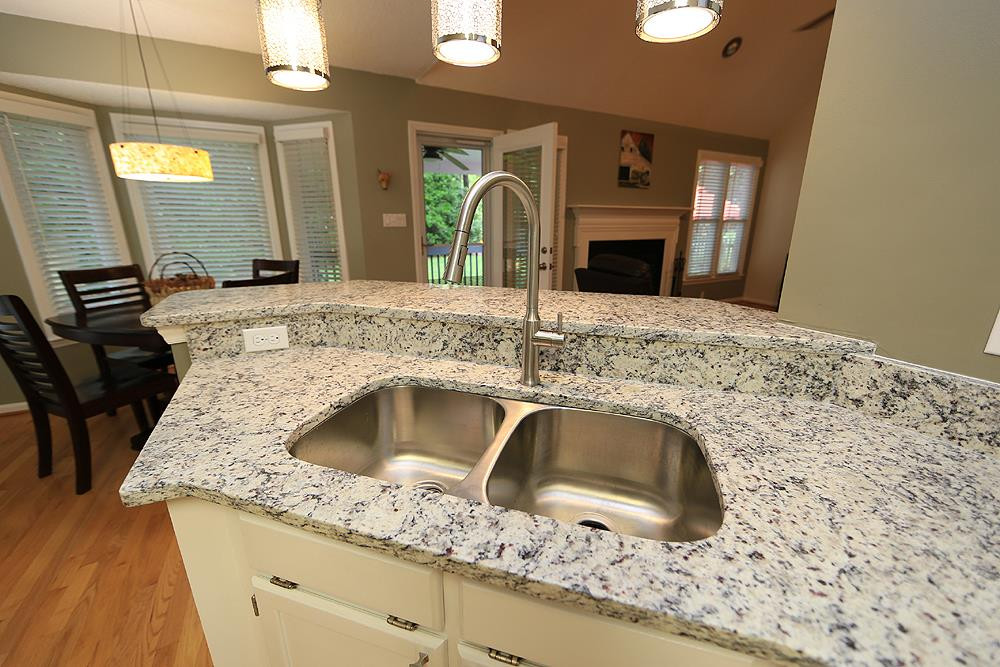 8705 Attingham Drive Raleigh, NC 27615 - Photo 14 of 30 KITCHEN