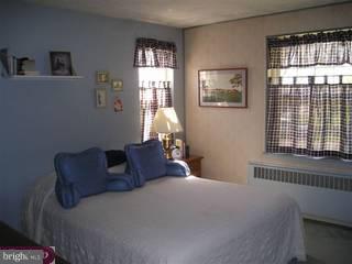 24 Alden Road Norristown, PA 19403 - Photo 3 of 6 Gallery Image 3