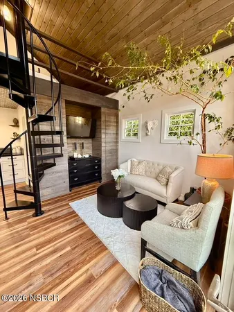 $2,850 | 370 Main Street, Unit B, Los Alamos, CA 93440