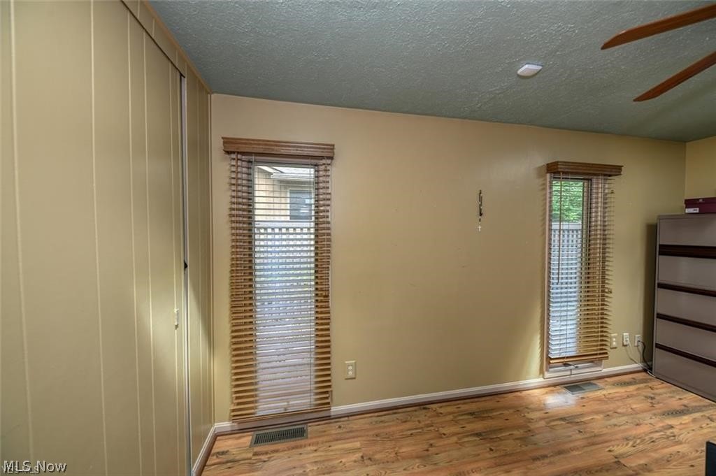 12833 Falling Water Road Strongsville, OH 44136 - Photo 22 of 27 Gallery Image 22
