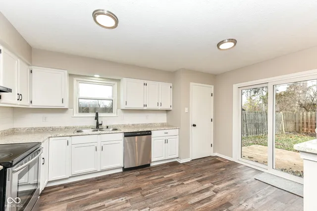 $220,000 | 3025 Pawnee Drive, Indianapolis, IN 46235