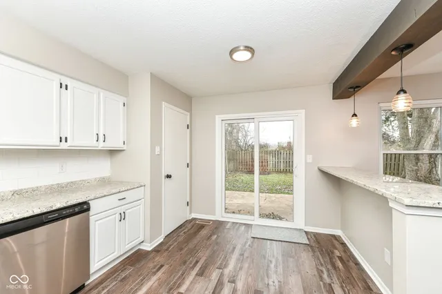 $220,000 | 3025 Pawnee Drive, Indianapolis, IN 46235