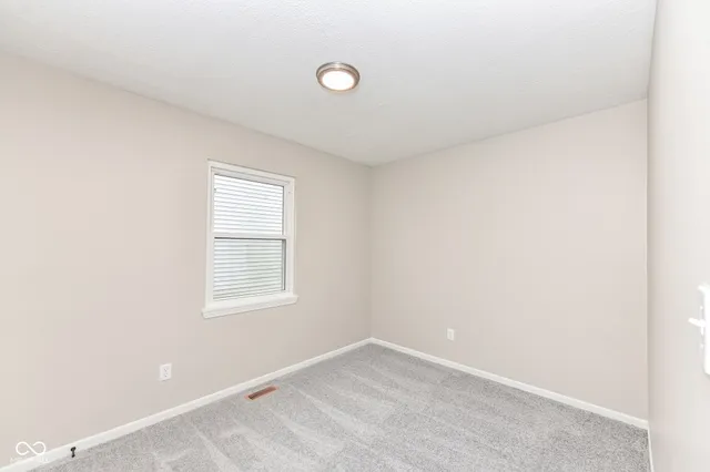 $220,000 | 3025 Pawnee Drive, Indianapolis, IN 46235