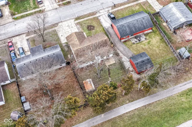 $220,000 | 3025 Pawnee Drive, Indianapolis, IN 46235