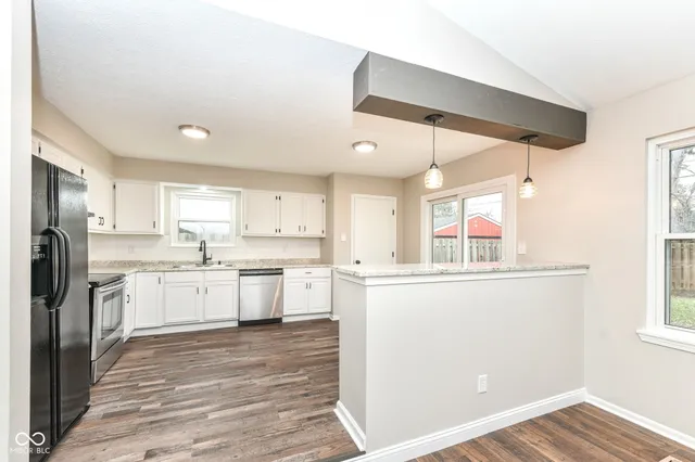 $220,000 | 3025 Pawnee Drive, Indianapolis, IN 46235