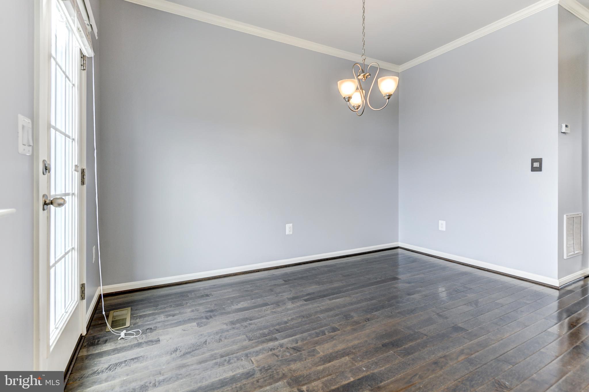44104 Turf Field Square Chantilly, VA 20152 - Photo 12 of 38