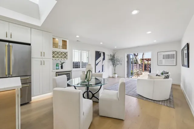 $2,388,000 | 725 Alameda De Las Pulgas, Redwood City, CA 94061