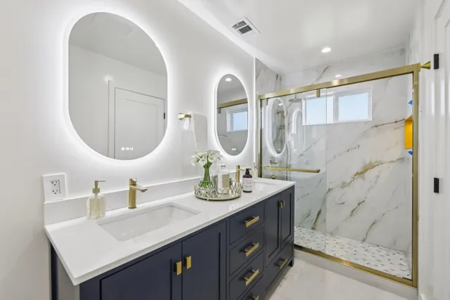 $2,388,000 | 725 Alameda De Las Pulgas, Redwood City, CA 94061