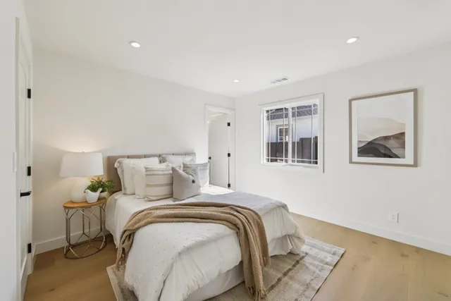 $2,388,000 | 725 Alameda De Las Pulgas, Redwood City, CA 94061