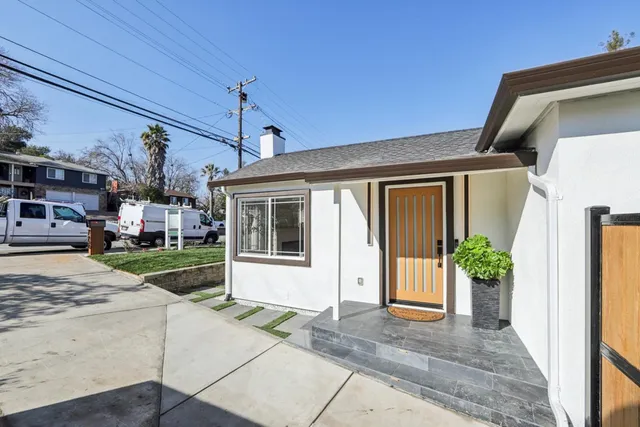 $2,388,000 | 725 Alameda De Las Pulgas, Redwood City, CA 94061