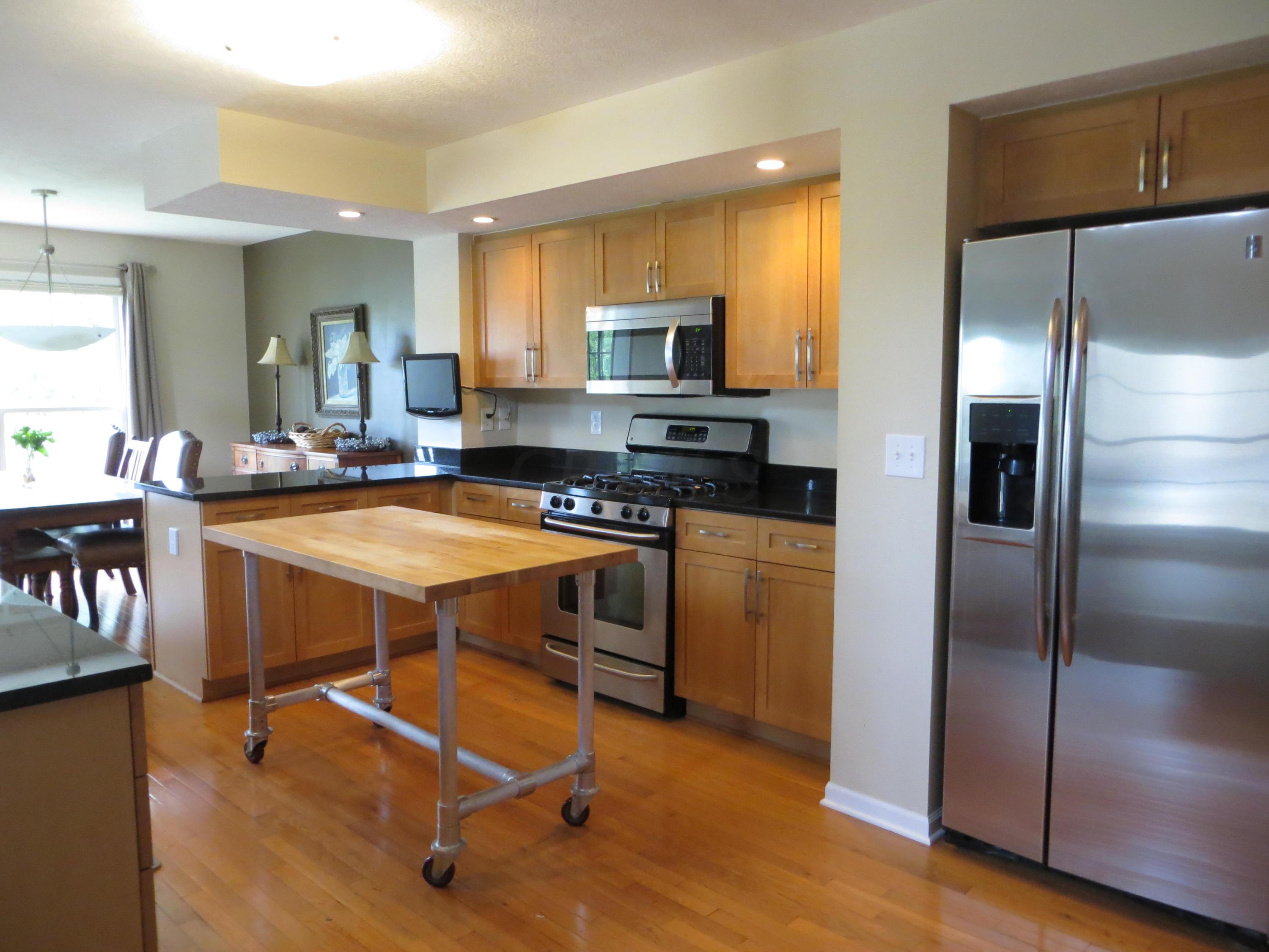 1222 Shagbark Road Columbus, OH 43230 - Photo 30 of 53