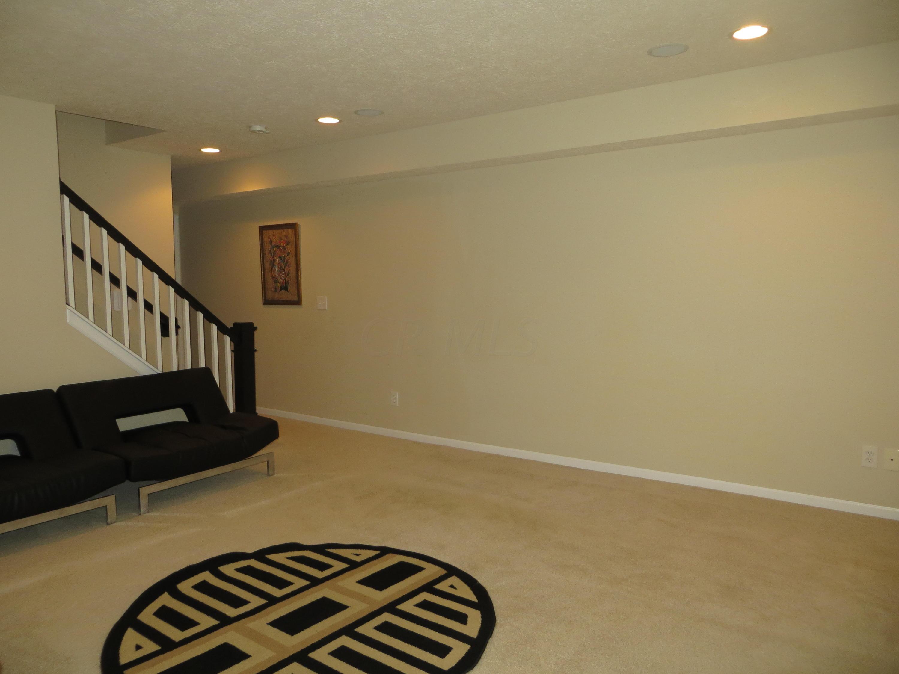 1222 Shagbark Road Columbus, OH 43230 - Photo 32 of 53