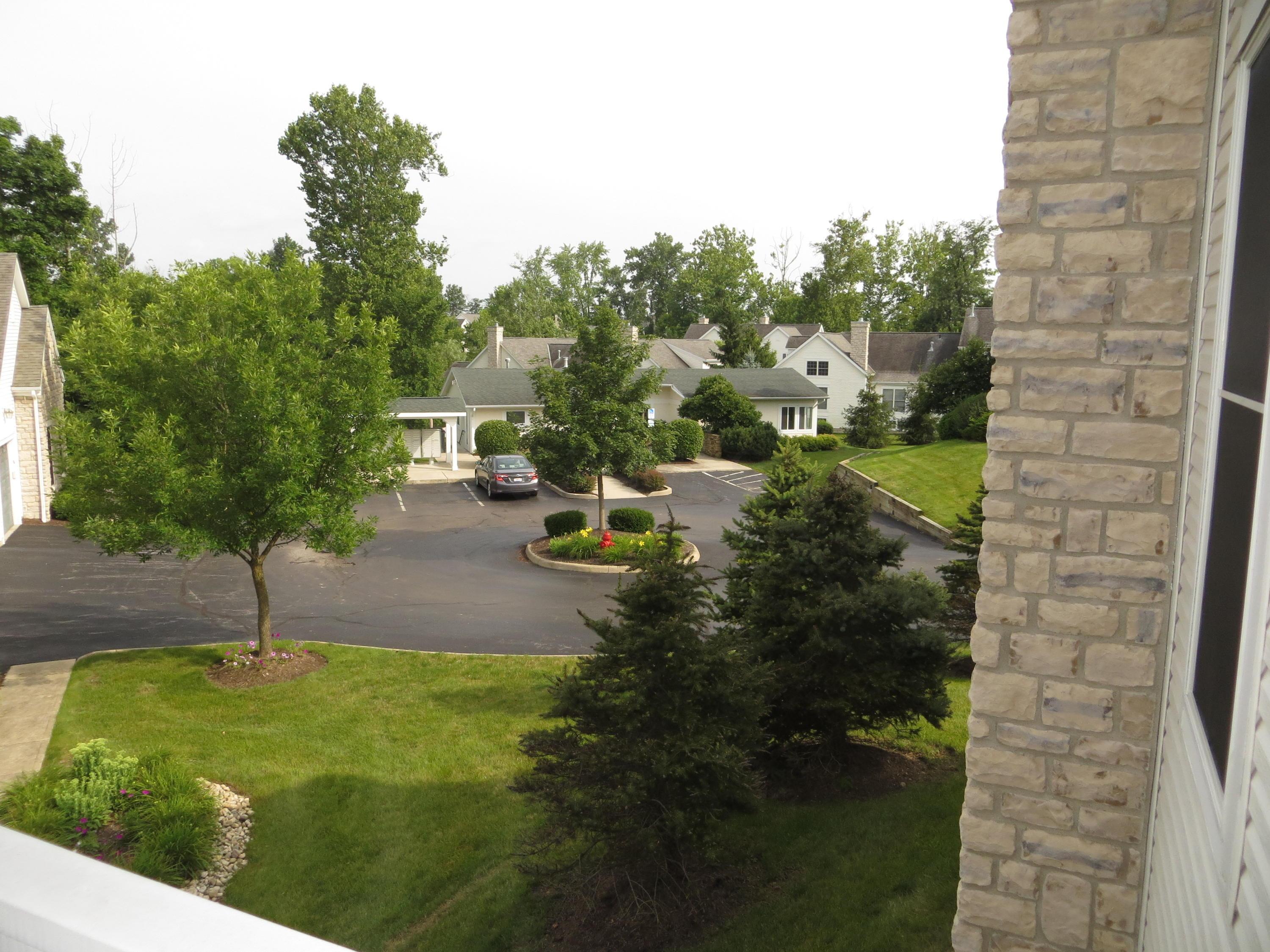 1222 Shagbark Road Columbus, OH 43230 - Photo 7 of 53