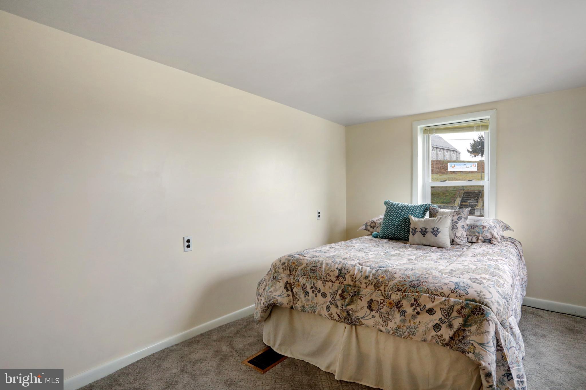 14205 National Pike Clear Spring, MD 21722 - Photo 18 of 32