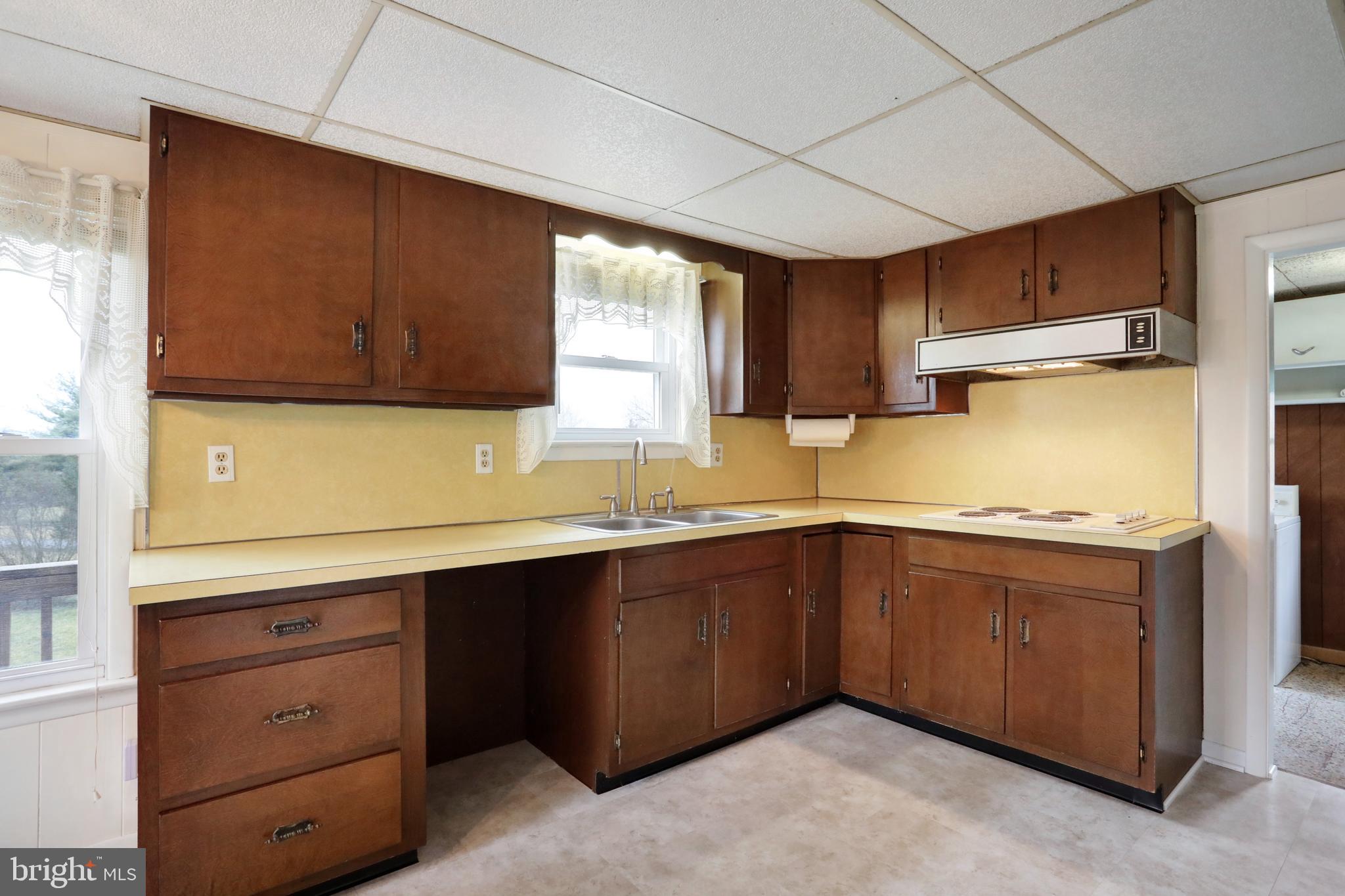 14205 National Pike Clear Spring, MD 21722 - Photo 6 of 32