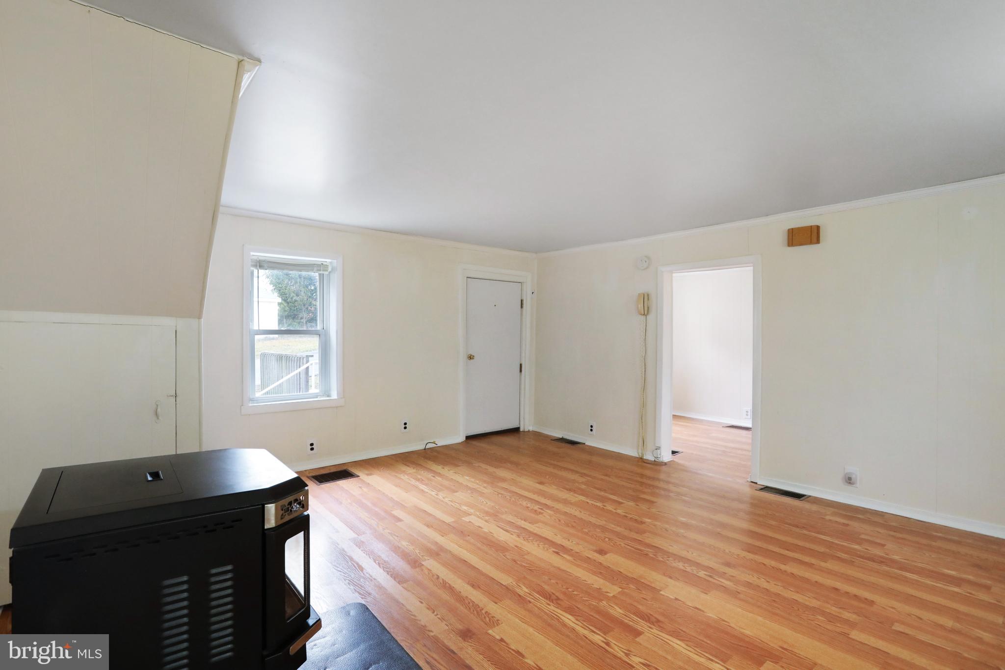 14205 National Pike Clear Spring, MD 21722 - Photo 8 of 32