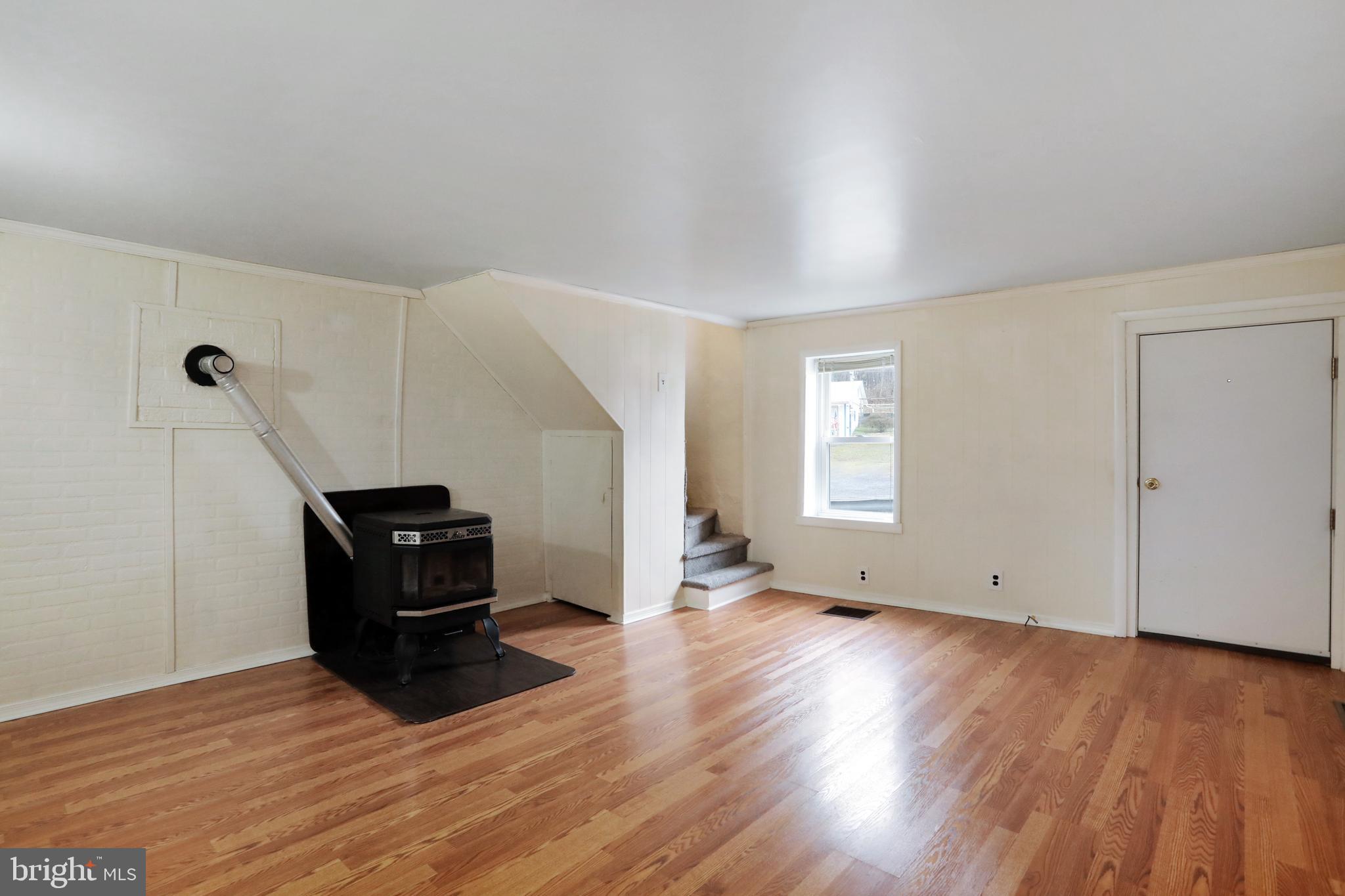 14205 National Pike Clear Spring, MD 21722 - Photo 9 of 32