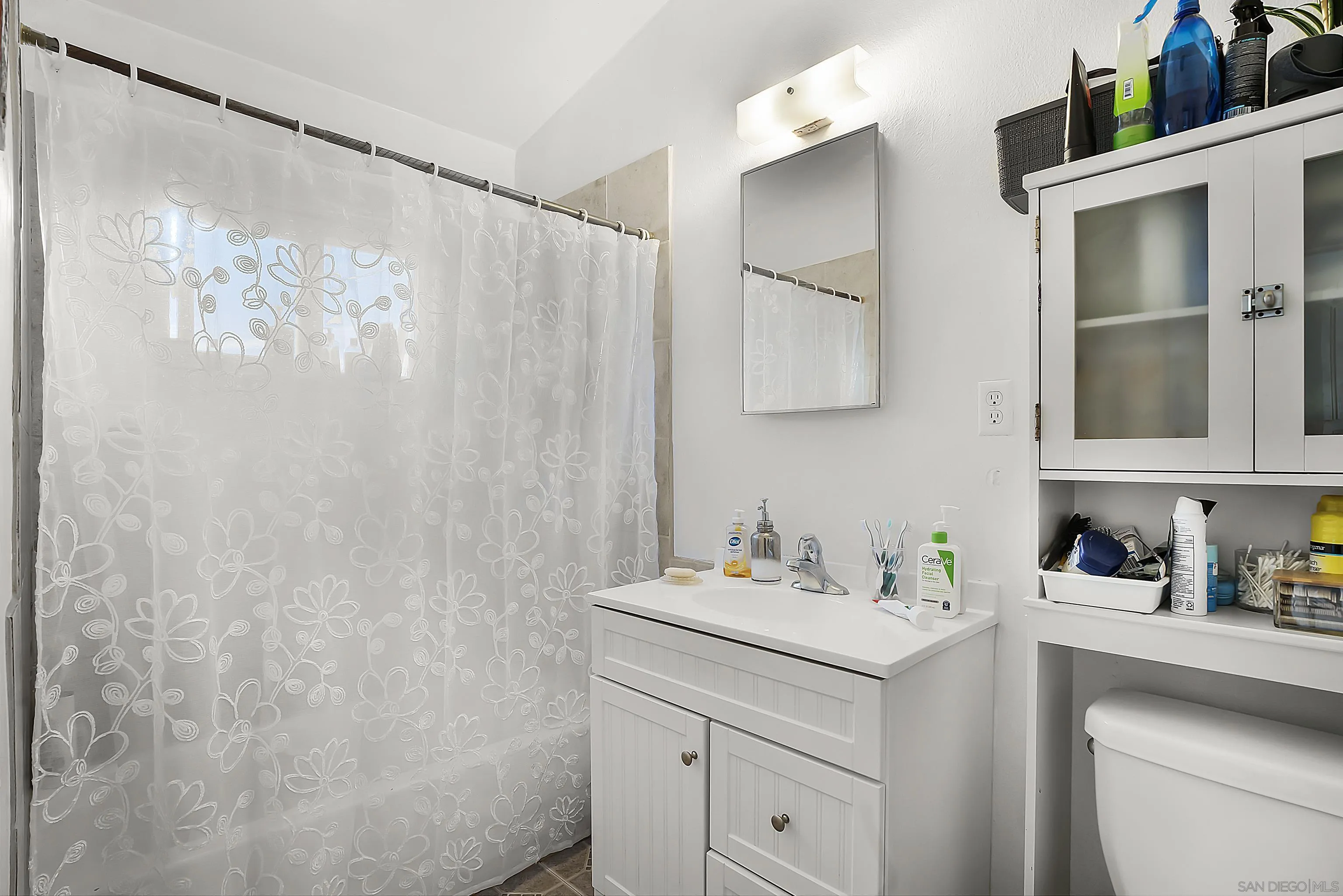 747 East Indian Rock Road Vista, CA 92084 - Photo 19 of 30 Gallery Image 19