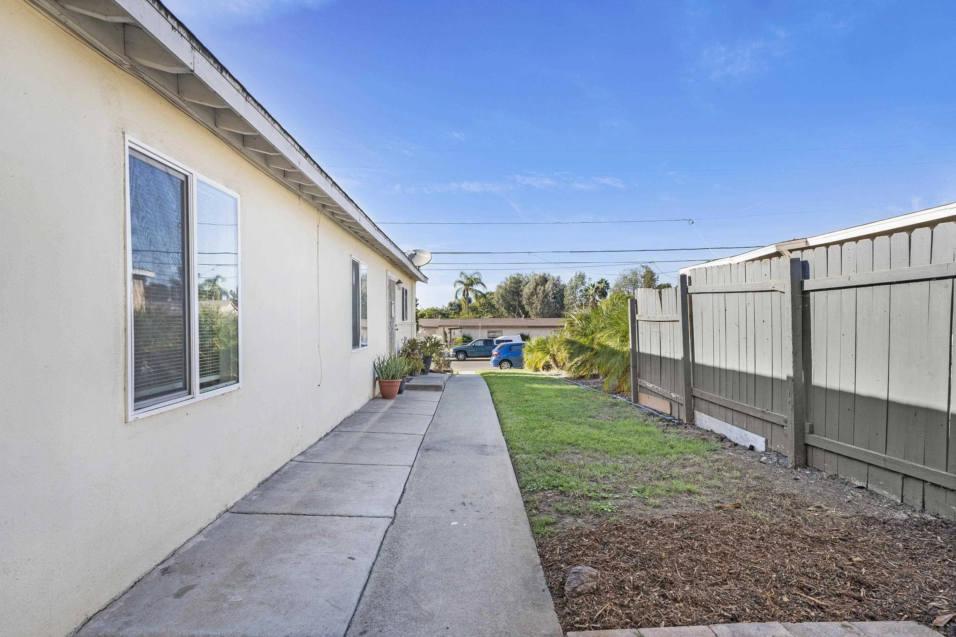 747 East Indian Rock Road Vista, CA 92084 - Photo 3 of 30 Gallery Image 3