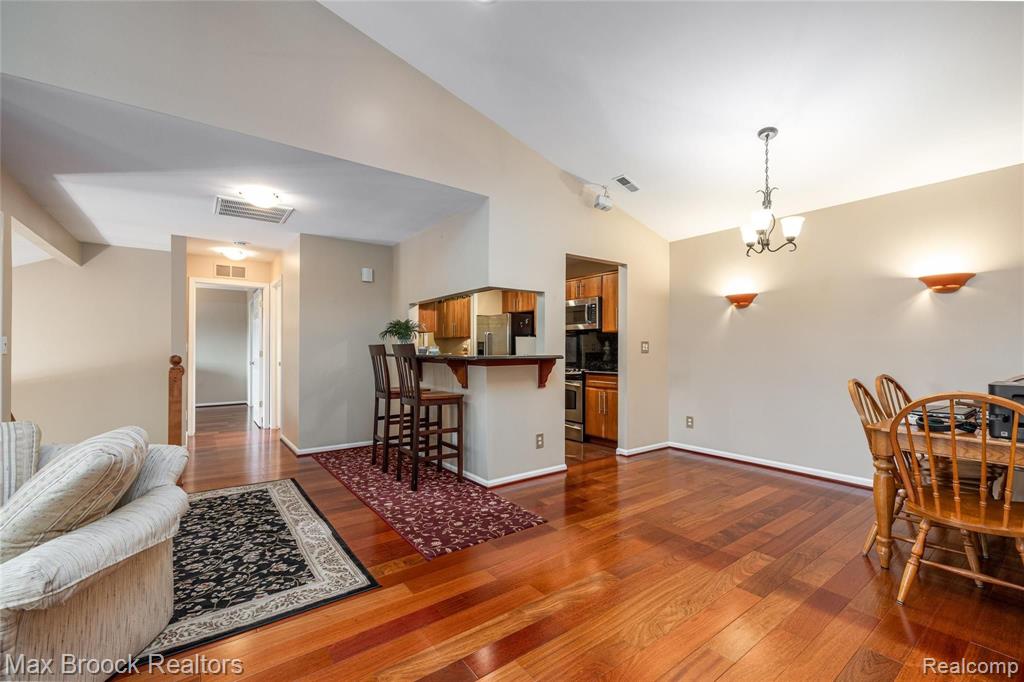 3434 Tremonte Circle Rochester, MI 48306 - Photo 8 of 22