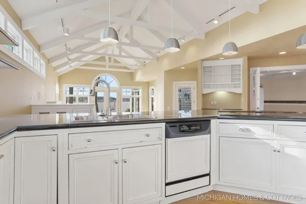 $3,950,000 | 714 North Shore Drive, Holland, MI 49424