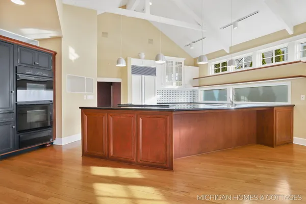 $3,950,000 | 714 North Shore Drive, Holland, MI 49424