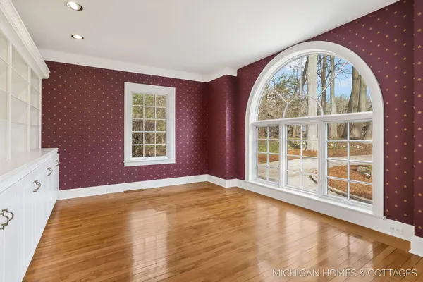 $3,950,000 | 714 North Shore Drive, Holland, MI 49424
