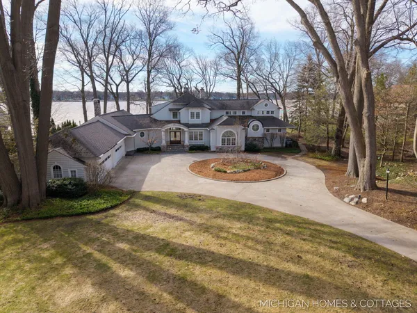$3,950,000 | 714 North Shore Drive, Holland, MI 49424