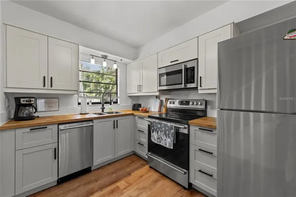 $189,000 | 13433 Heald Lane, Unit 1A, Fort Myers, FL 33908