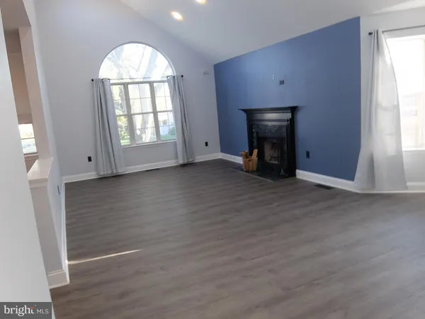 $2,700 | 7 Powell Court, Hightstown, NJ 08520