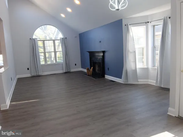 $2,700 | 7 Powell Court, Hightstown, NJ 08520