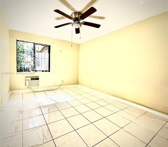 $2,000 | 1232 Northeast 136th Terrace, Unit 1232, North Miami, FL 33161