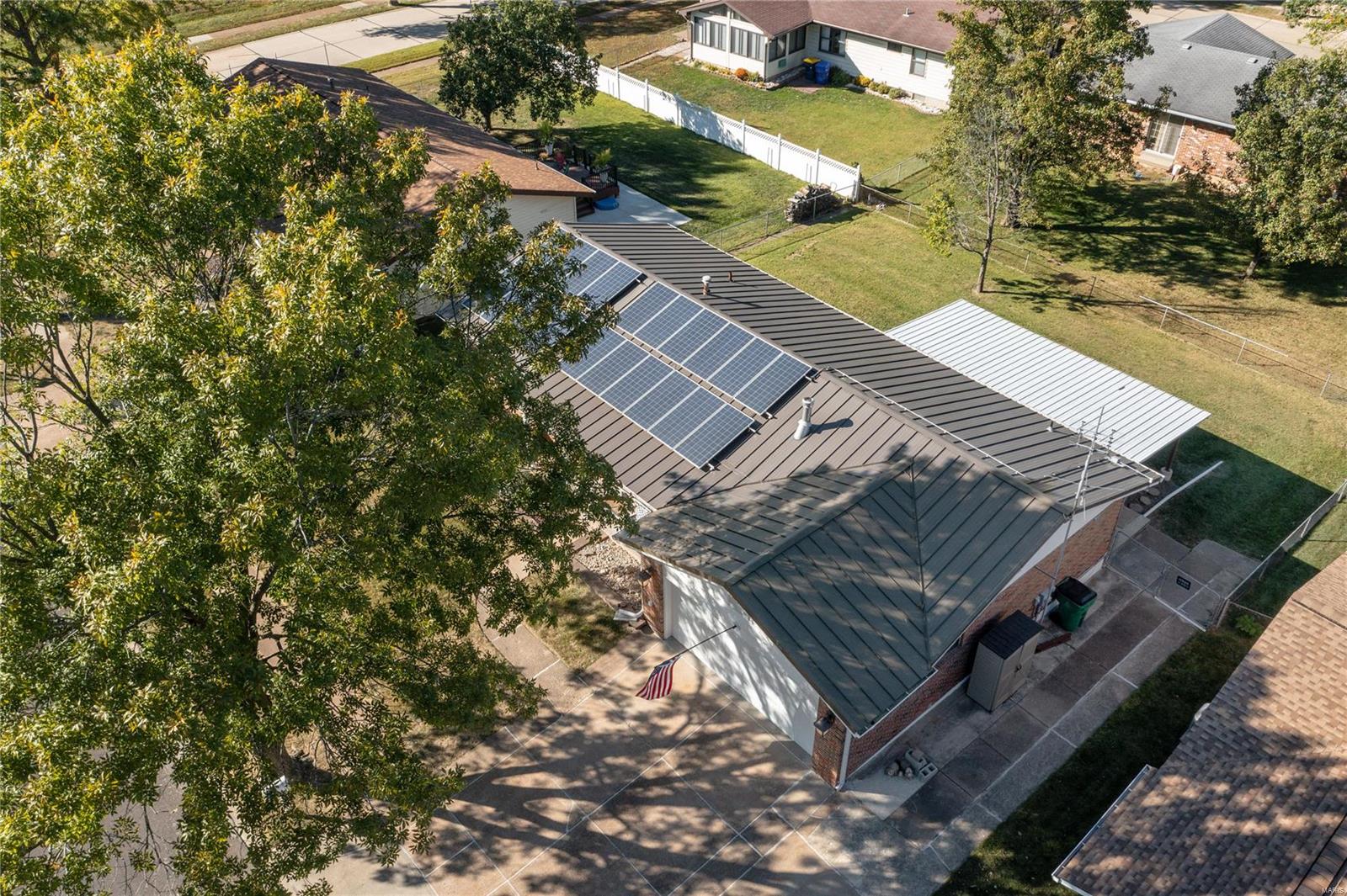 2223 England Town Road St. Louis, MO 63129 - Photo 5 of 25