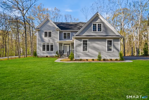 $1,400,000 | 2 Berberis Drive, Old Lyme, CT 06371