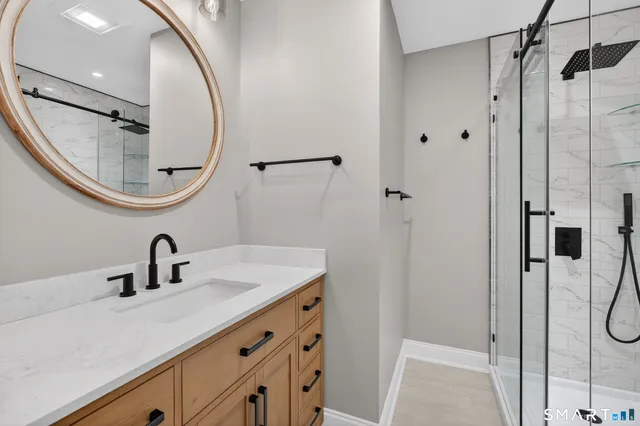 $1,400,000 | 2 Berberis Drive, Old Lyme, CT 06371