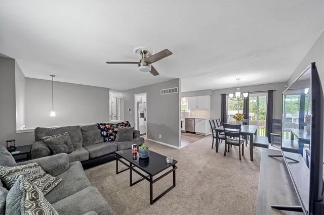 $295,000 | 2608 North 46th Terrace, Kansas City, KS 66104