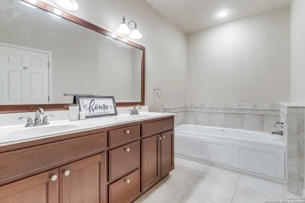 $554,000 | 444 Herff Street, Boerne, TX 78006