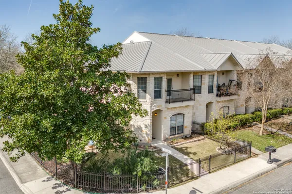 $554,000 | 444 Herff Street, Boerne, TX 78006