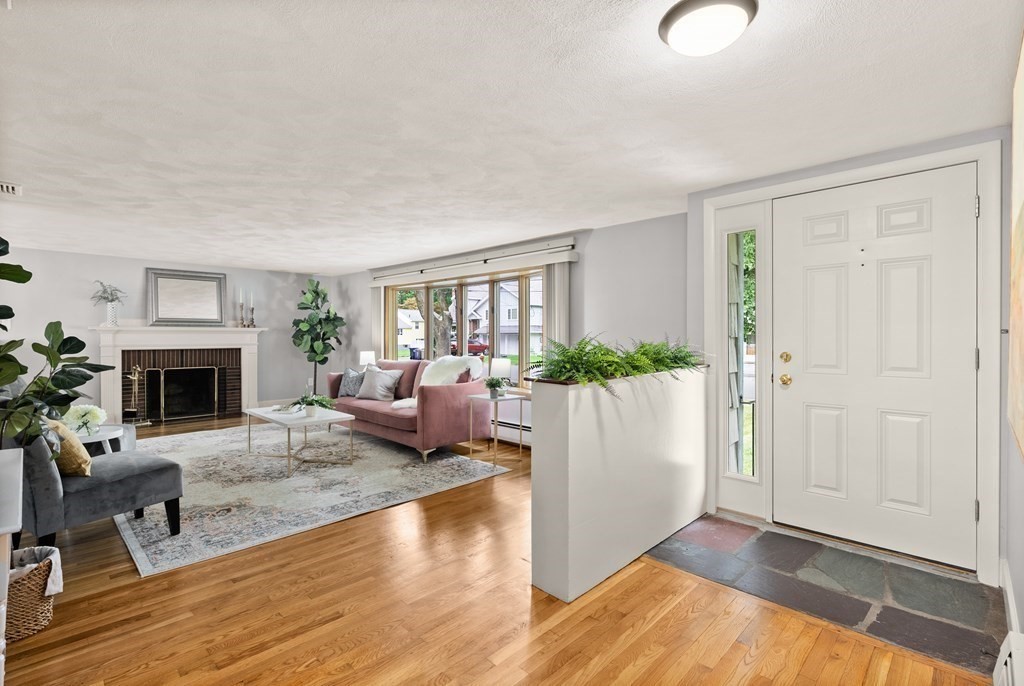 8 Mohawk Road Arlington, MA 02474 - Photo 2 of 25