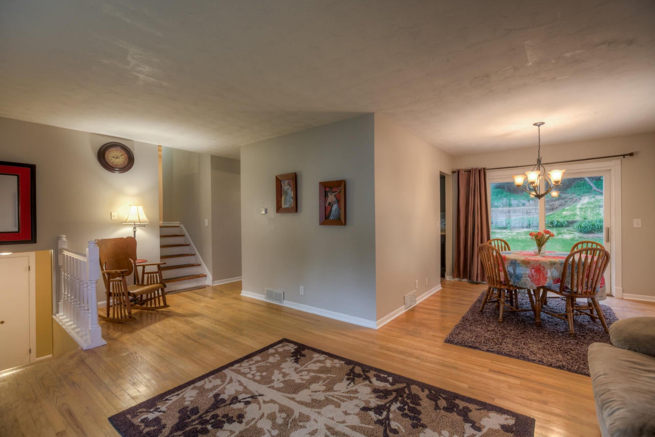 24 Virginia Hills Road Council Bluffs, IA 51503 - Photo 6 of 17 Gallery Image 6