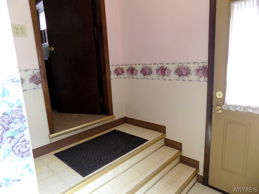161 Brighton Road Tonawanda, NY 14150 - Photo 18 of 40