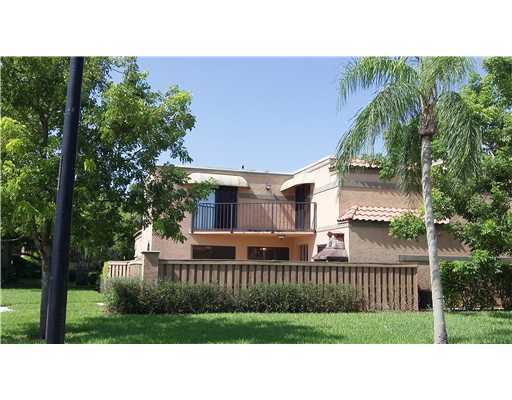 8194 Severn Drive, Unit D Boca Raton, FL 33433 - Photo 1 of 4 Primary Photo