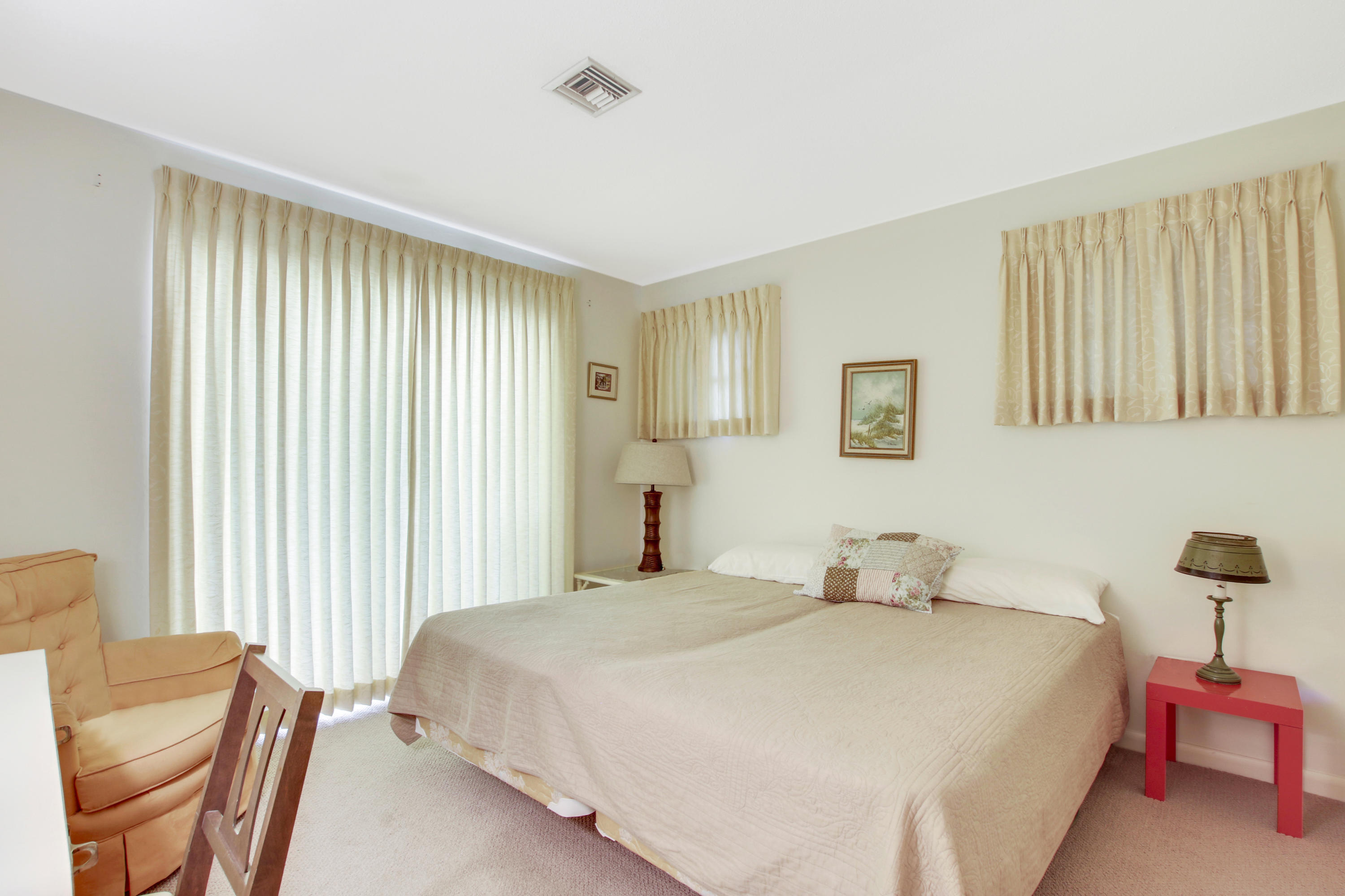 106 Periwinkle Drive Hypoluxo, FL 33462 - Photo 13 of 20 House1-2