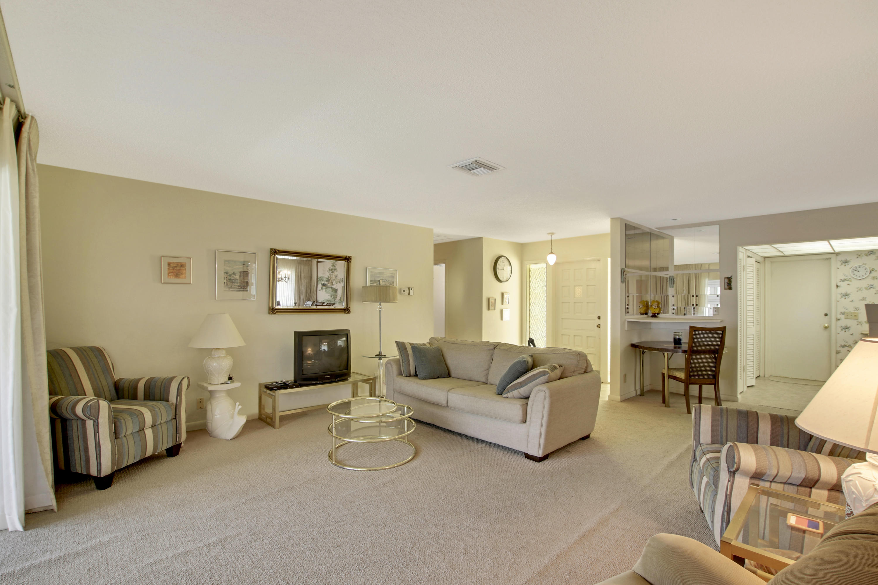 106 Periwinkle Drive Hypoluxo, FL 33462 - Photo 9 of 20 House1-14