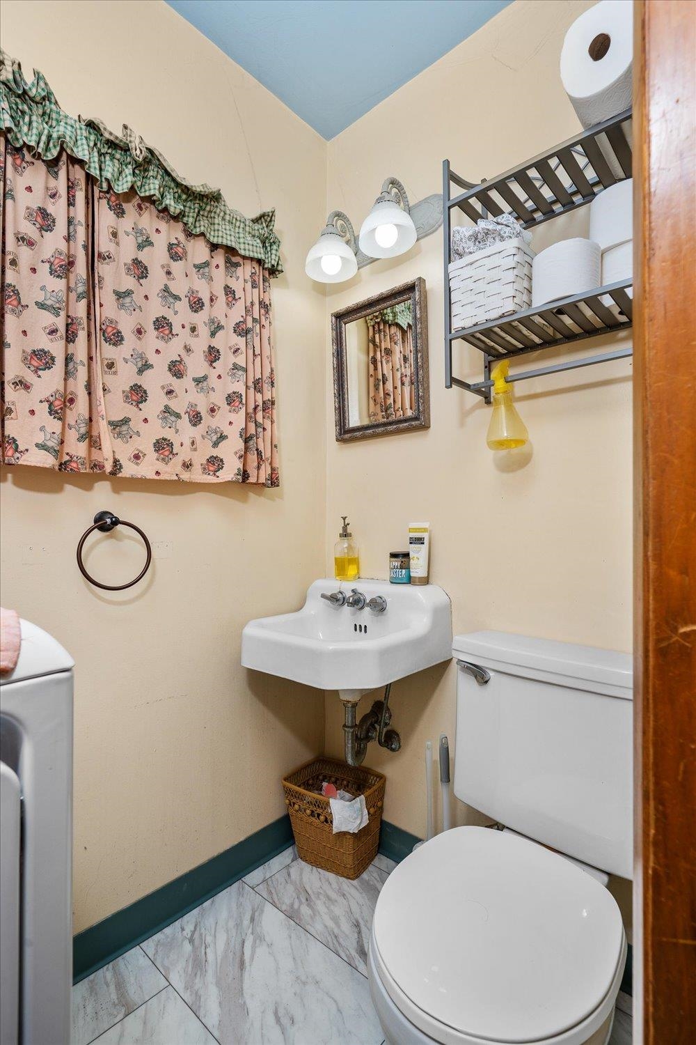107 1/2 North Bowdish Road Spokane Valley, WA 99206 - Photo 23 of 38 Gallery Image 23