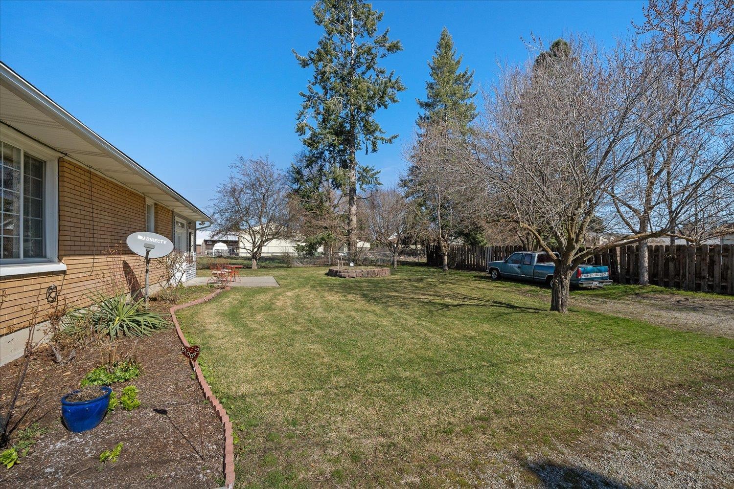 107 1/2 North Bowdish Road Spokane Valley, WA 99206 - Photo 3 of 38 Gallery Image 3